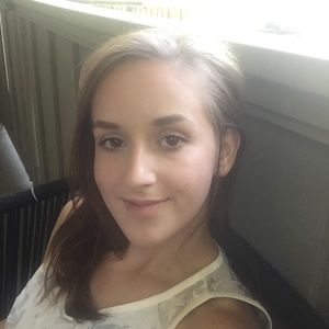 Meet your Posher, Nichole